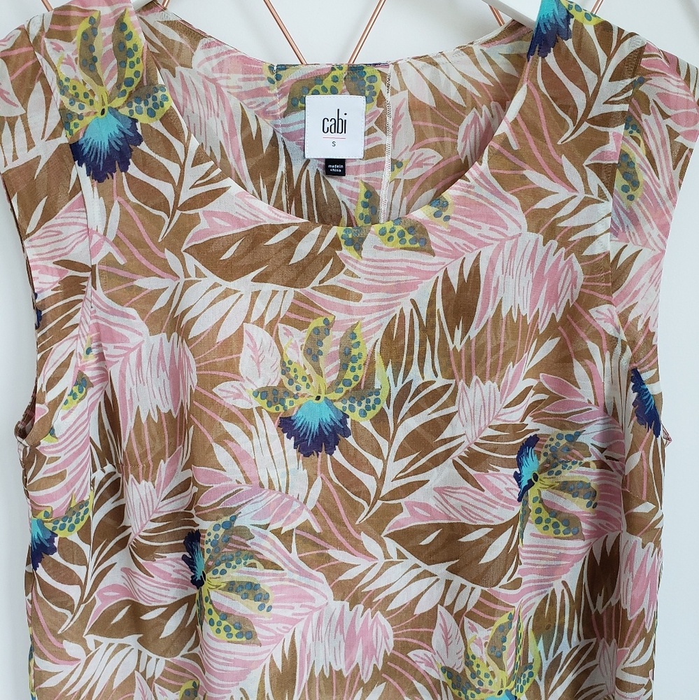 CAbi Parlor Top Floral Tropical Slit Back Blouse S - Picture 3 of 7